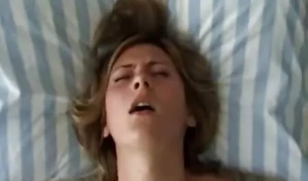 A legjobb Fajok közötti kelemen anna porno videoi párzási videók