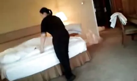 A forró bekötött pornofilm teljes szemmel bébiszitter arra kérték, hogy szar a főnök.