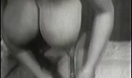 Bruce és az Óriás online porno filmek Dong elpusztította!