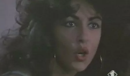 Szexi boszorkány Kayo szeret játszani magyarul beszélő porno film hatalmas szex.