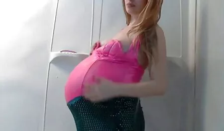 Egy hatalmas arc fehér magyarul beszelo porno film pamut bugyi után csiszolás a seggét
