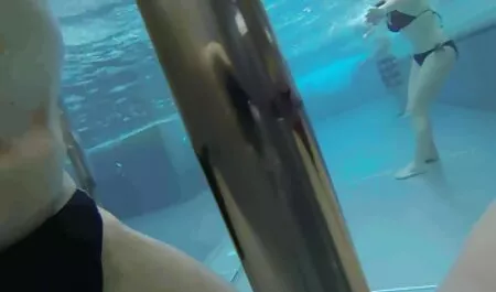 Bikini mezítláb, porno video magyarul fejés Kézimunka