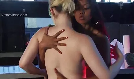 PublicAgent édes forró lány megmutatja a seggét az utcán, mielőtt szopás porno filmek magyarul ingyen