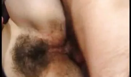Kitty, aranyos lány, Gyere sex es porno videok közelebb játszani a vibrátor.