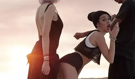Másik ajtós teljes sexfilm házi anális szex videók
