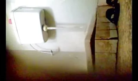 Mancsok cum magyarpornofilm ujjait, Anális