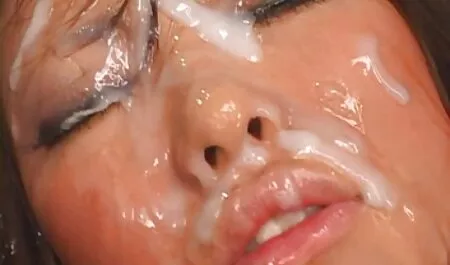 Busty leszbikusok nyalni, teljes sexfilm baszni egy játék