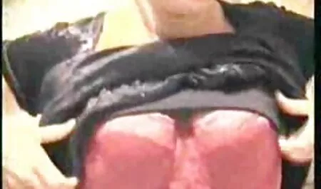 Tini áttört mellbimbók érinti a puncija porno filmek ingyen online
