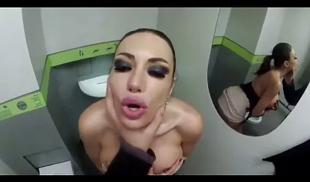 Nimfomániás, nagy cicik, baszik Apa nehéz a sátorban, fejtetőre porno video magyarul kanos videó