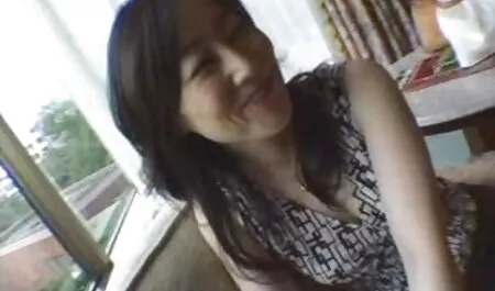 Lenyűgöző Ladyboy összetört által teljes pornofilm feketék