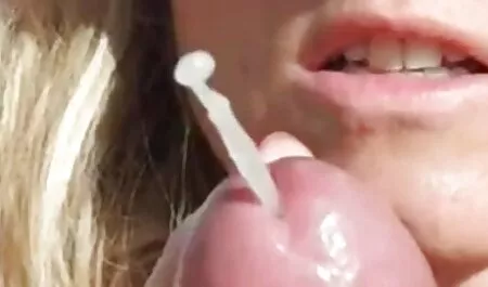Egy online pornó filmek másik nap, egy másik munka