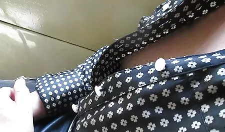 Nagy online pornó film bamba fekete lány egy nagy ujj kakas