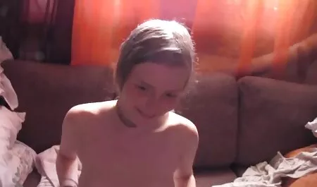 Busty Milf fedezi a melleit porno video magyarul cum!