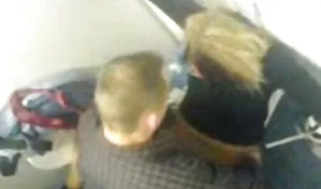 Két videa szexfilmek régi amatőr leszbikusok együtt játszanak.