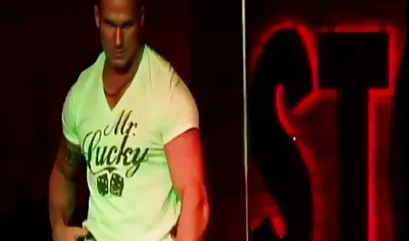 Nem tudja abbahagyni a porno filmek magyarul teljes szopást, meg az arc seggét.